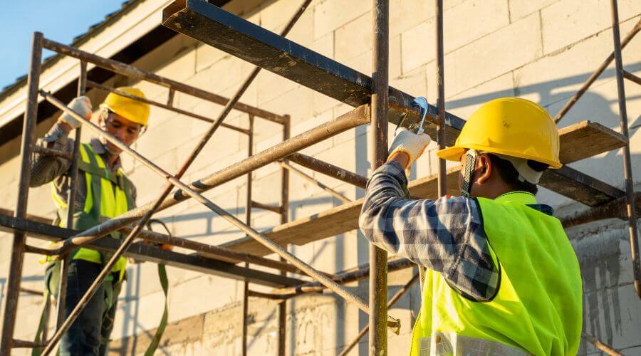 Professional fairlawn roofing services in Osceola, AR